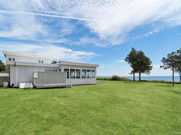 Undisclosed Address #904031, Hampton Bays NY 11937