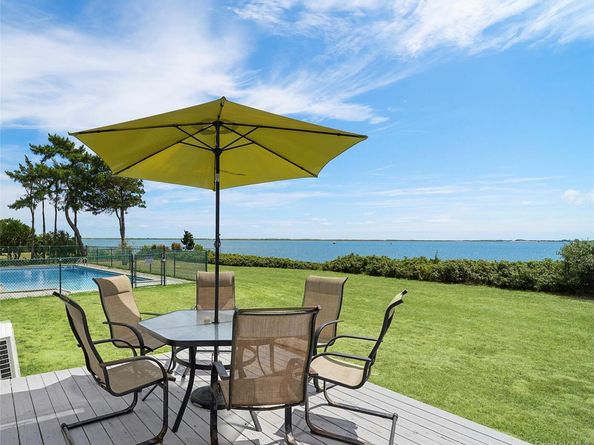 Undisclosed Address #904031, Hampton Bays NY 11937