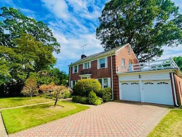 134 Fonda Road, Rockville Centre NY 11570