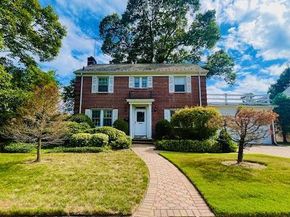 134 Fonda Road, Rockville Centre NY 11570