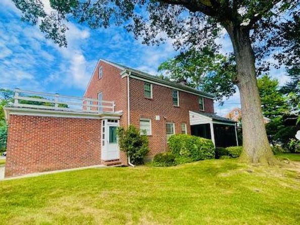 134 Fonda Road, Rockville Centre NY 11570