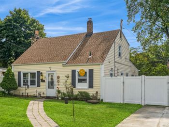 13 Floral Lane