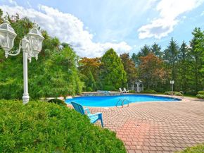 2 Andiron Court, East Northport NY 11746