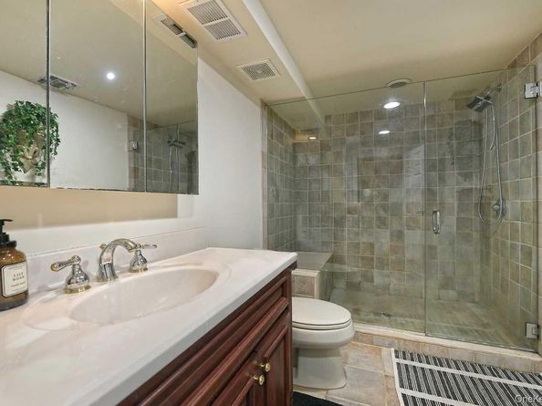2 Andiron Court, Dix Hills NY 11746