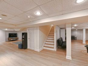 2 Andiron Court, Dix Hills NY 11746
