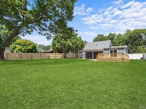 14 21st Avenue, Bay Shore NY 11706