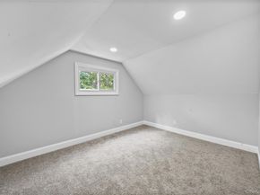 14 21st Avenue, Bay Shore NY 11706