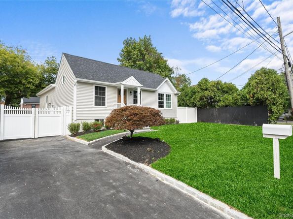 6 Cleveland Street, Nesconset NY 11767