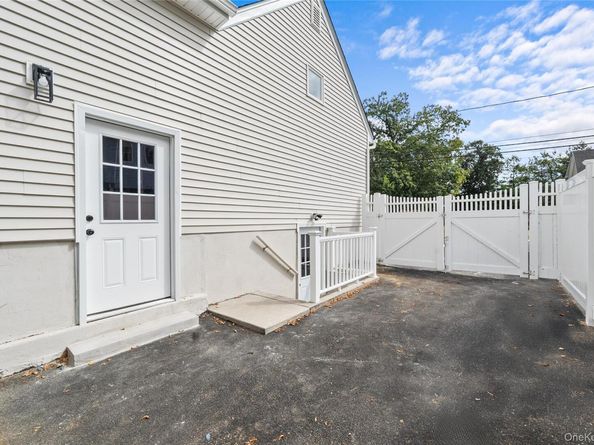 6 Cleveland Street, Nesconset NY 11767