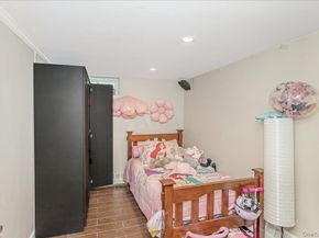 922 N 1st Street, New Hyde Park NY 11040