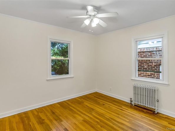 136 N 1st Street, New Hyde Park NY 11040