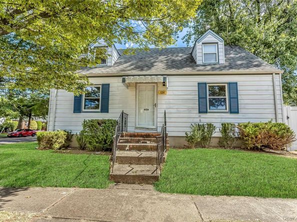 136 N 1st Street, New Hyde Park NY 11040
