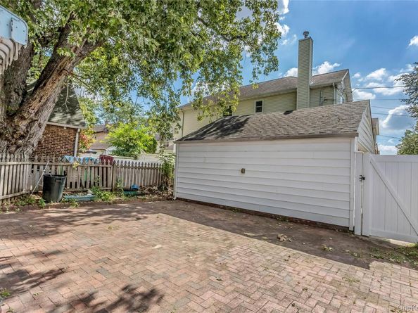 136 N 1st Street, New Hyde Park NY 11040