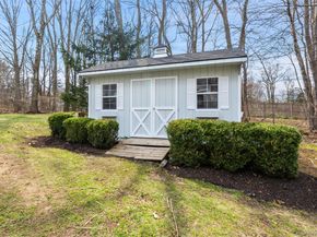 19 Deer Run Road, South Salem NY 10590