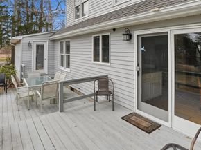 55 Leafy Way, Aquebogue NY 11931