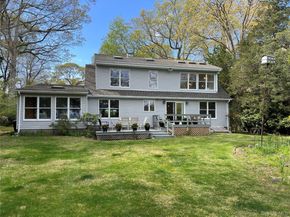 55 Leafy Way, Aquebogue NY 11931