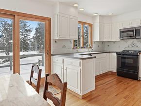 55 Leafy Way, Aquebogue NY 11931