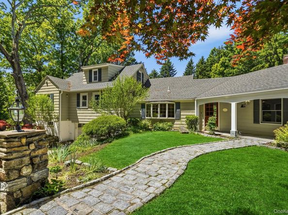 690 Croton Heights Road, Yorktown Heights NY 10598