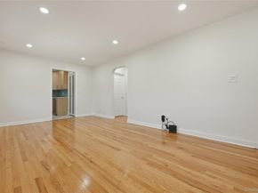 260-55 Union Turnpike B, Glen Oaks NY 11004