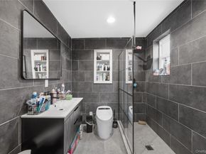 867 Kinsella Street, Bronx NY 10462