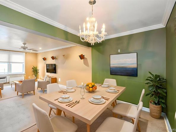 110 Brooklyn Avenue 3Z, Freeport NY 11520