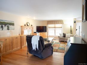 1543 William Street, North Merrick NY 11566