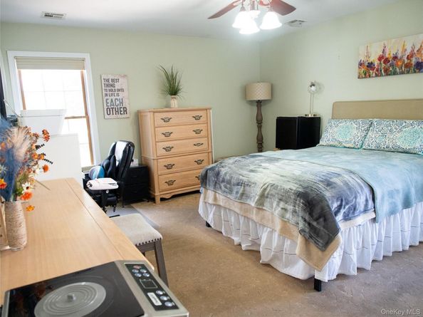 1543 William Street, North Merrick NY 11566