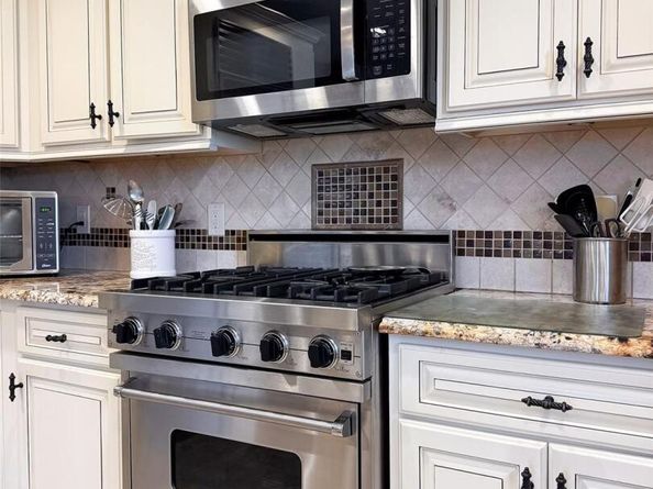 1543 William Street, North Merrick NY 11566