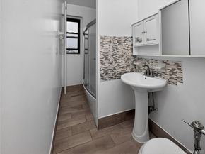 83-15 116 Street 6K, Kew Gardens NY 11418