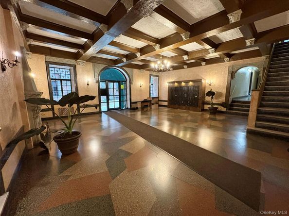 83-15 116 Street 6K, Kew Gardens NY 11418