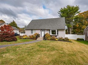 30 Fairway Avenue, Riverhead NY 11901