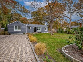 39 Lynncliff Road, Hampton Bays NY 11946