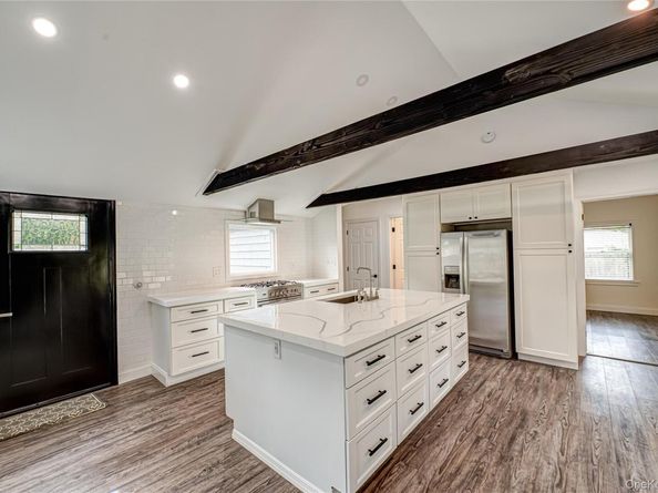 39 Lynncliff Road, Hampton Bays NY 11946