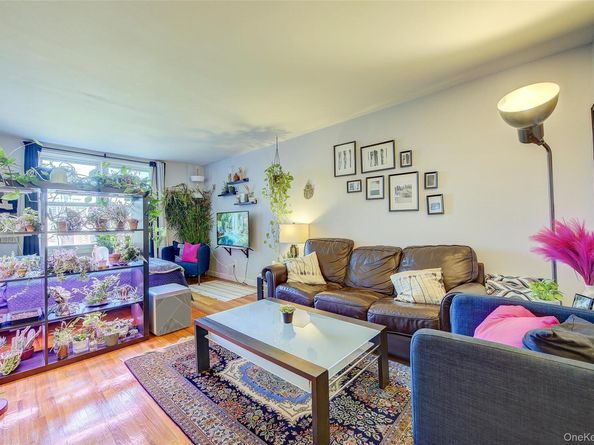 66-01 Burns Street 4N, Rego Park NY 11374