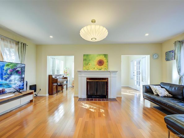 3520 159th Street, Flushing NY 11358