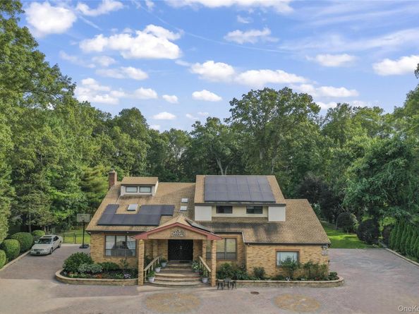 258 Half Hollow Road, Dix Hills NY 11746