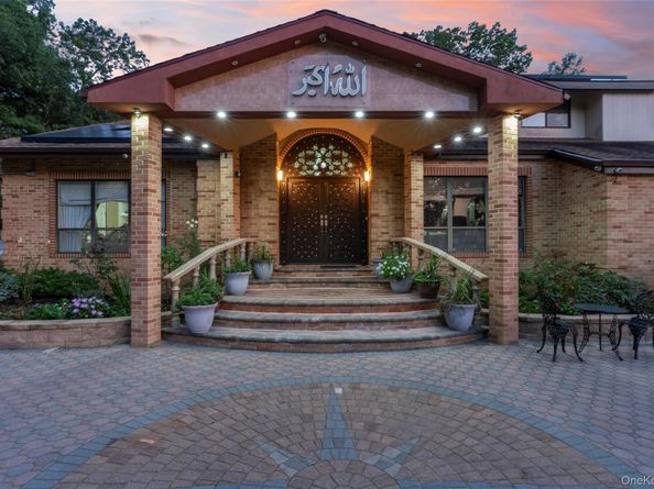 258 Half Hollow Road, Dix Hills NY 11746