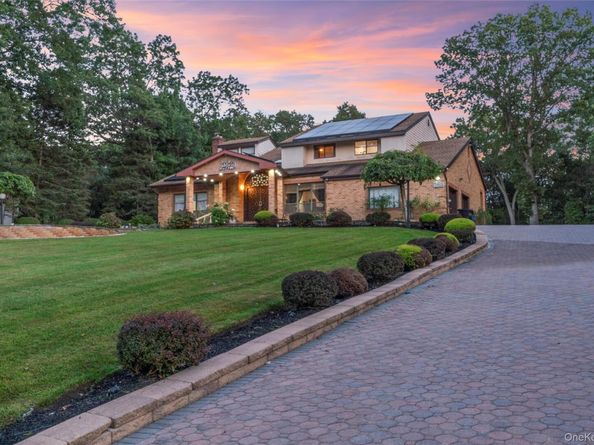 258 Half Hollow Road, Dix Hills NY 11746