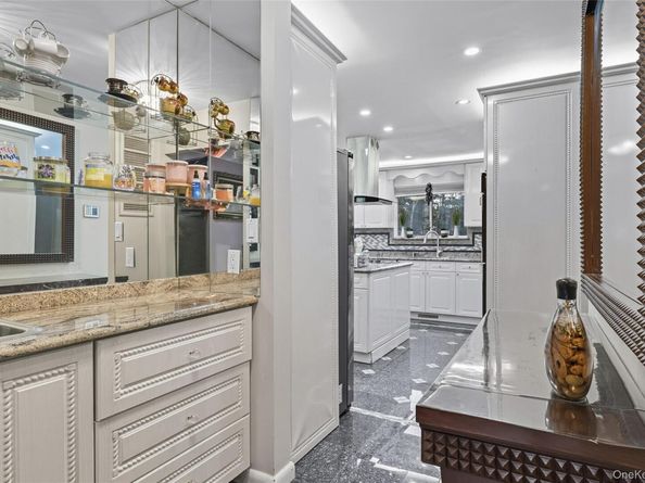 258 Half Hollow Road, Dix Hills NY 11746