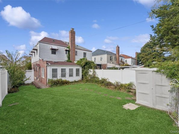 114-109 228th Street, Cambria Heights NY 11411