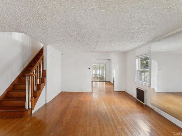 114-109 228th Street, Cambria Heights NY 11411