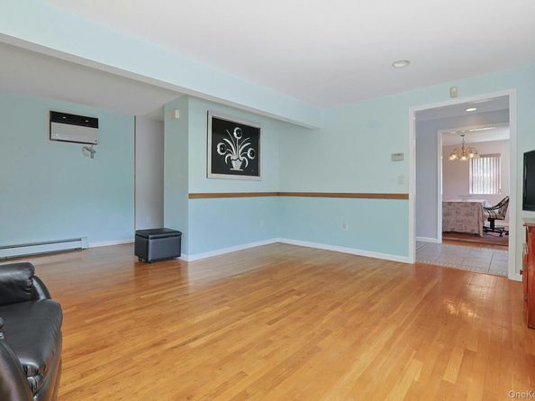 49 Nanny Hagen Road, Thornwood NY 10594