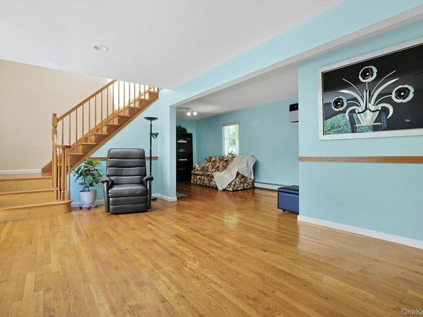 49 Nanny Hagen Road, Thornwood NY 10594