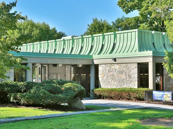 49 Nanny Hagen Road, Thornwood NY 10594