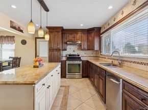 14 Bell Court, Bellmore NY 11710