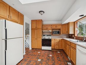 11 Montrose Drive, Commack NY 11725