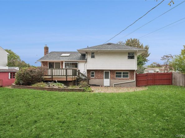 11 Montrose Drive, Commack NY 11725