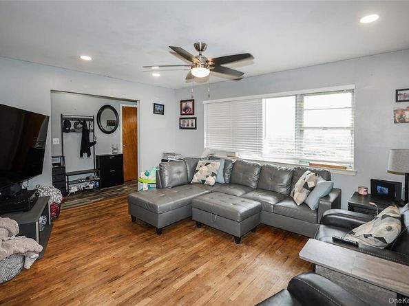 53 Atlantic Avenue, Carle Place NY 11514