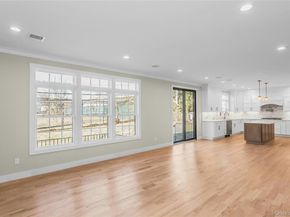 47 Shelter Hill Road, Plainview NY 11803