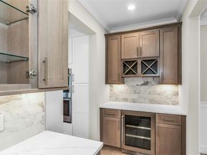 47 Shelter Hill Road, Plainview NY 11803